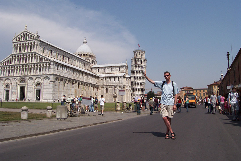 Typisch Touristen, turmstützen in Pisa