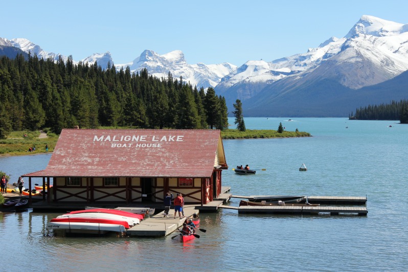 Maligne Lake Boathouse