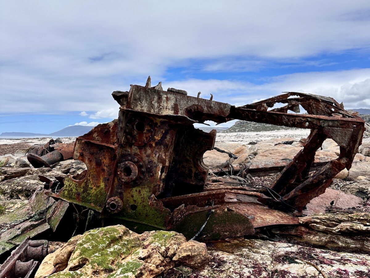 Ein Teil vom Wrack der SS Thomas T. Tucker